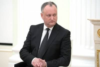 Майя Санду - Игорь Додон - Додон призвал Санду прекратить политическую борьбу и бороться с пандемией - aif.ru - Молдавия