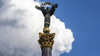 Владимир Зеленский - Арсен Аваков - Юлия Мендель - Ищенко объяснил, почему политики на Украине вдруг полюбили русский язык - polit.info - Россия - Украина - Киев