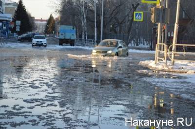 Югру затопило: жители автономного округа массово жалуются на "озера" во дворах - nakanune.ru - Сургут - Югра