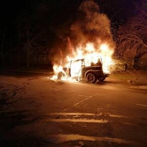 В Мелитополе сгорел автомобиль «Land Rover». Фото - reporter-ua.com - Запорожская обл. - Мелитополь - Гсчс