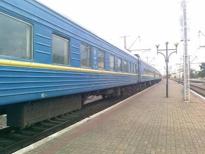 Поезд "Лисичанск-Ужгород" насмерть сбил мужчину - vchaspik.ua - Лисичанск - Ужгород