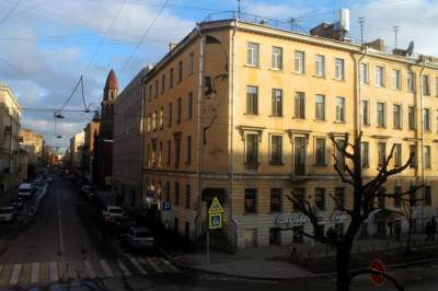 В Петербурге хотят через суд закрасить граффити с Хармсом - neva.today - Санкт-Петербург - Дзержинск - район Центральный