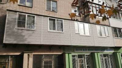 Жительница Воронежа заплатила крупный штраф за расширение своего балкона - vestivrn.ru - Воронеж
