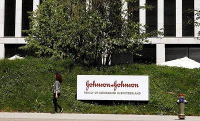 Власти США передали J&J завод, где испортили 15 млн доз вакцины - smartmoney.one - Англия - Reuters