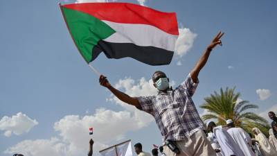 Ожесточенные столкновения в Эль-Генейне унесли жизни 18 человек - newinform.com - Судан