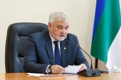 Владимир Уйба - Ирек Файзуллин - Глава Коми рассказал о строительстве жилья и переселении из аварийных домов - bnkomi.ru - респ. Коми