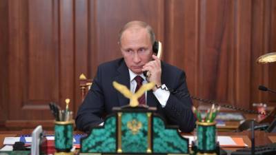 Владимир Путин - Альберто Фернандес - Путин созвонился с президентом Аргентины и обсудил поставку «Спутника V» - riafan.ru - Москва - Аргентина