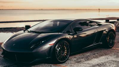 Удачный год для Lamborghini: богачи скучают и покупают роскошные авто - 24tv.ua