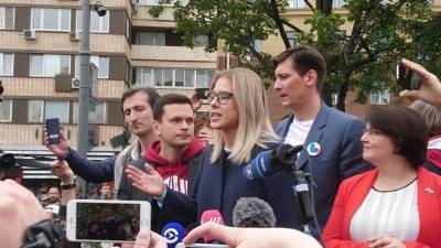 Навальный - Deutsche Welle: Россияне не готовы к масштабному митингу ФБК - polit.info