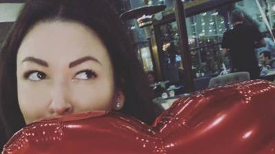 Ирина Дубцова - Разоблачение Ирины Дубцовой в шоу "Маска" расстроило мать артистки - nation-news.ru