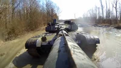 «Собираем запчасти со всего мира»: в Чехии призвали отказаться от модернизации танков Т-72 - topwar.ru