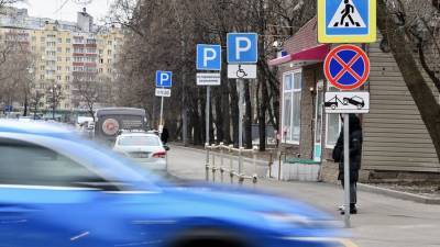Вахтанг Кипшидзе - Власти Москвы ответили на претензии верующих к платным парковкам - m24.ru - Москва
