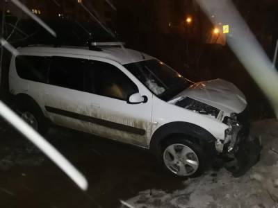 В Уфе в ДТП пострадали две девушки и парень - bash.news - Башкирия - Уфа - район Чишминский