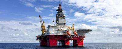 Цены на нефть упали почти на 5% - runews24.ru - Лондон - Иран - Вена