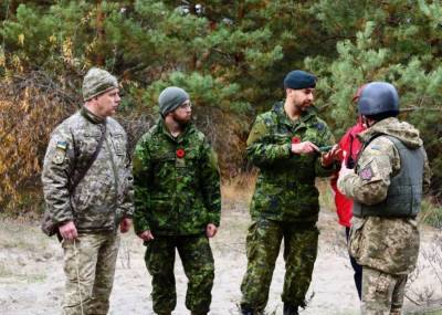 «Ждём провокаций»: В Донецке заявили о прибытии на Донбасс военной делегации посольства США в Киеве - topwar.ru - Киев - ДНР - Донецк - Артемовск