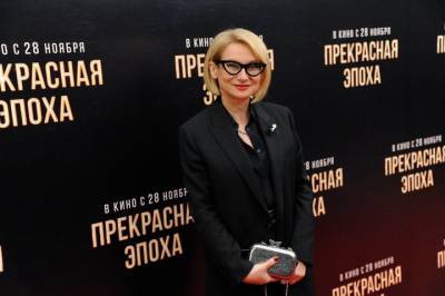Эвелина Хромченко - Хромченко рассказала, какой джемпер никогда не выйдет из моды - vm.ru
