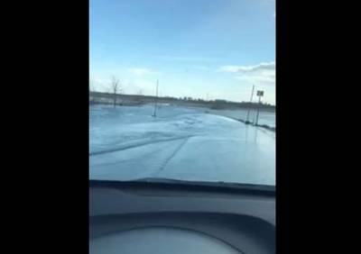 Опубликовано видео с затопленной в Шумаши дорогой - ya62.ru - Рязань