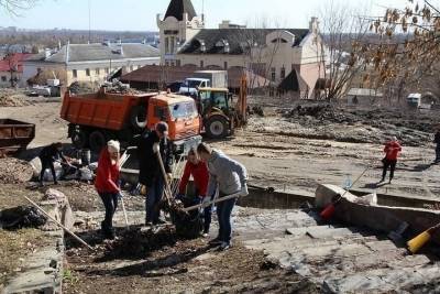 В центре Брянска заложат яблоневый сад - mk.ru - Брянск
