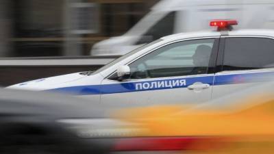 Полиция задержала охранника за ложное сообщение о "минировании" школы - m24.ru - Москва