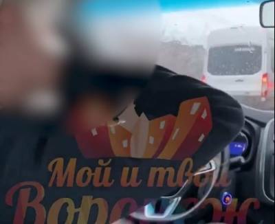 Уснувший на руле таксист из нашумевшего видео умер в Воронеже от инсульта - gorcom36.ru - Воронеж - Воронежская обл.