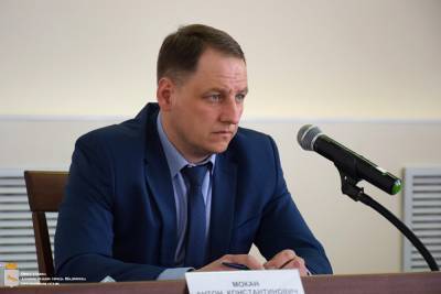 Виктор Ермишкин - Депутаты Шадринска отправили в отставку мэра и четырех его замов - znak.com - Шадринск