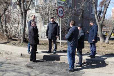 Руслан Болотов - В Иркутске при ремонте дорог особое внимание будет уделено обращениям горожан - runews24.ru - Иркутск