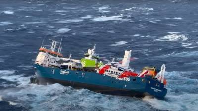 Танкер с 350 тоннами нефти терпит бедствие у берегов Норвегии - polit.info - Норвегия - Голландия - Судно