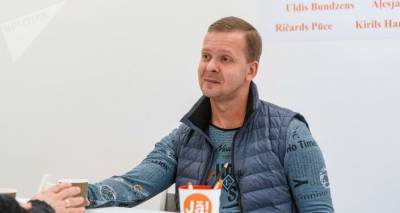 Политик Росликов: испортив отношения с РФ, Латвия "закладывается в ломбард" - lv.sputniknews.ru - Рига - Латвия