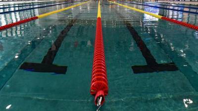 СК проверит обстоятельства смерти мужчины в бассейне столичного фитнес-центра - m24.ru - Москва