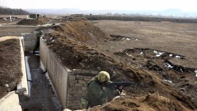 Алексей Резников - Украина бьет по Донбассу, обвиняя в эскалации конфликта Россию - vesti.ru - Киев - Минск