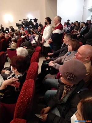 Валерий Лимаренко - Мэр Холмского района отчитался о работе перед губернатором и людьми - sakhalin.info - Сахалинская обл. - Холмск - район Холмский