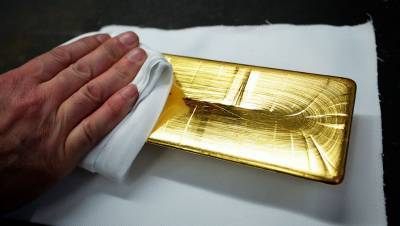 Валерий Емельянов - Эксперт посоветовал покупать золото - gazeta.ru