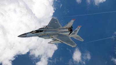 Нобуо Киси - Япония решила пересмотреть план переоснащения истребителей F-15 - iz.ru - Япония