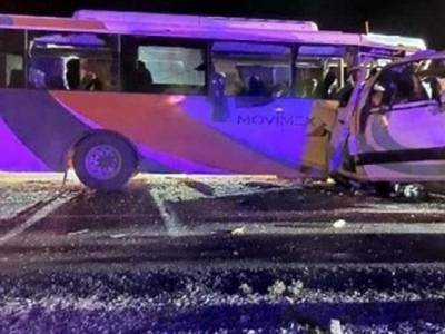В Мексике столкнулись автобусы: погибли 16 человек - unn.com.ua - Киев - Мексика - Херсон - Тайвань - Mexico