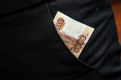 Преподаватель из Владивостока получил взятку почти в 220 тысяч рублей от курсантов - news.vse42.ru - Приморье край - Владивосток