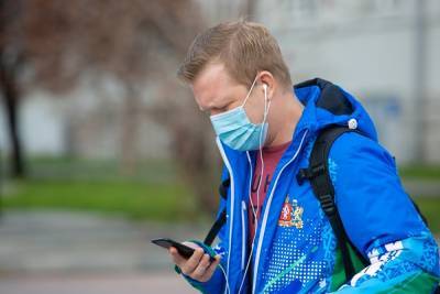Власти Петербурга: стихание второй волны пандемии идет медленно и нестабильно - znak.com - Санкт-Петербург