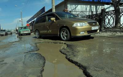 Жители амурского города прокатили своего мэра по ямам - zr.ru - Благовещенск