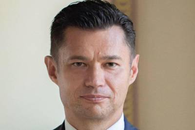 Владимир Зеленский - Александр Щерба - Украинский дипломат возмутился из-за статьи о Донбассе в австрийском издании - mk.ru - Австрия