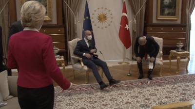 Мевлюта Чавушоглу - Шарль Мишель - Диван вместо кресла: главу Еврокомиссии «унизили» на переговорах в Турции - eadaily.com - Турция