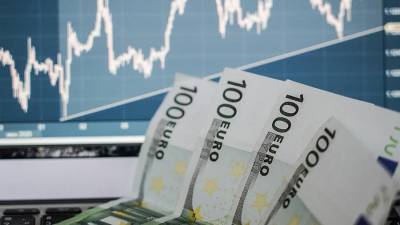 Эксперт рассказал о заработке на росте евро - iz.ru