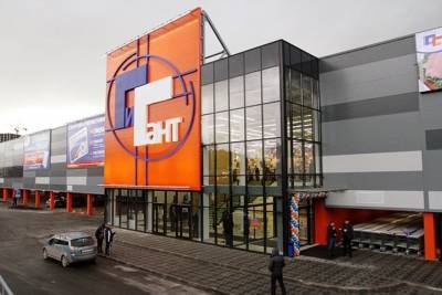 На Мочищенском шоссе в Новосибирске закрылся гипермаркет «Гигант» - runews24.ru - Новосибирск