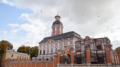 Александр Невский - В Благовещенской церкви впервые за 88 лет прошла Божественная литургия - piter.tv - Ленинградская обл. - Благовещенск