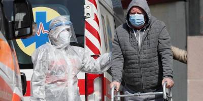 Заболеваемость не снижается. За сутки в Киеве обнаружили более 1400 инфицированных COVID-19, умерли 45 человек - nv.ua - Киев - Виталий Кличко