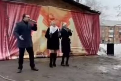 Юрий Шатунов - Депутат Госдумы исполнил песню Шатунова на фоне лужи - mk.ru - Свердловская обл.