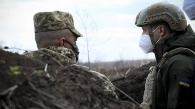 Владимир Зеленский - Руслан Бальбек - Андрей Ермак - Зеленский планирует посетить Донбасс - iz.ru - Киев - Донбасс