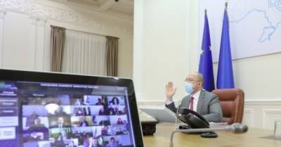 Алексей Гончаренко - В Украину разрешили пускать без негативного ПЦР-теста иностранных детей до 12 лет - delo.ua