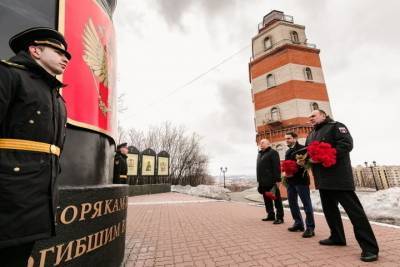 Александр Моисеев - В Мурманской области почтили память погибшего экипажа подлодки «Комсомолец» - murmansk.mk.ru - Мурманск - Мурманская обл. - Курск