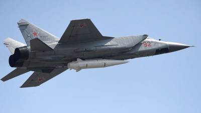 Российский МиГ-31 сопроводил норвежский самолет-разведчик над Баренцевым морем - gazeta.ru - Норвегия