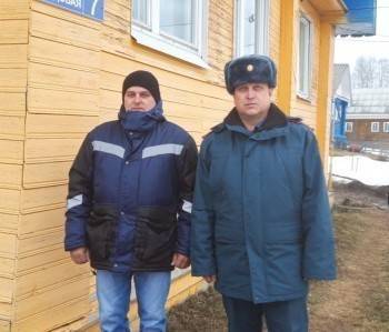 В Нюксенице пожарный спас рыбака от гибели - vologda-poisk.ru