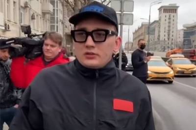 Сергей Жорин - Блогеру Эдварду Билу предъявили обвинение после аварии в центре столицы - aif.ru - Москва